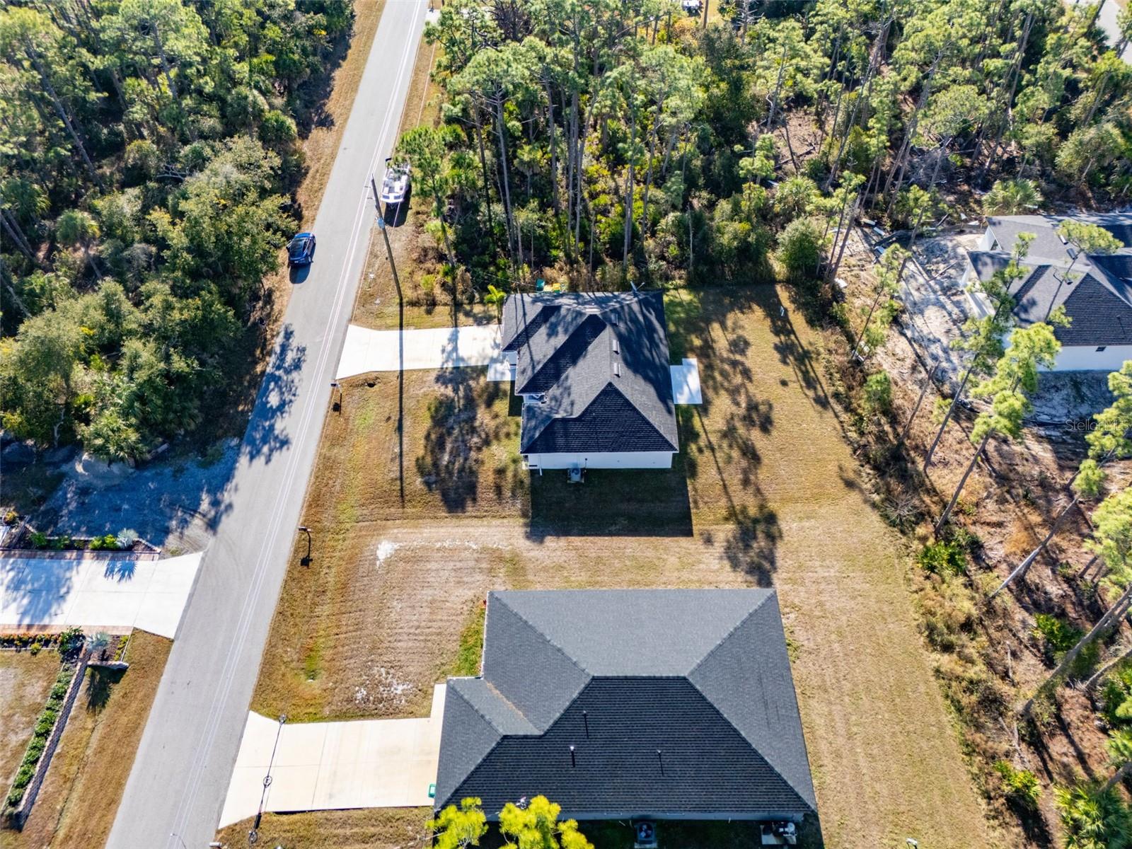 Image 37 of 40 For 1201 Lotus Street