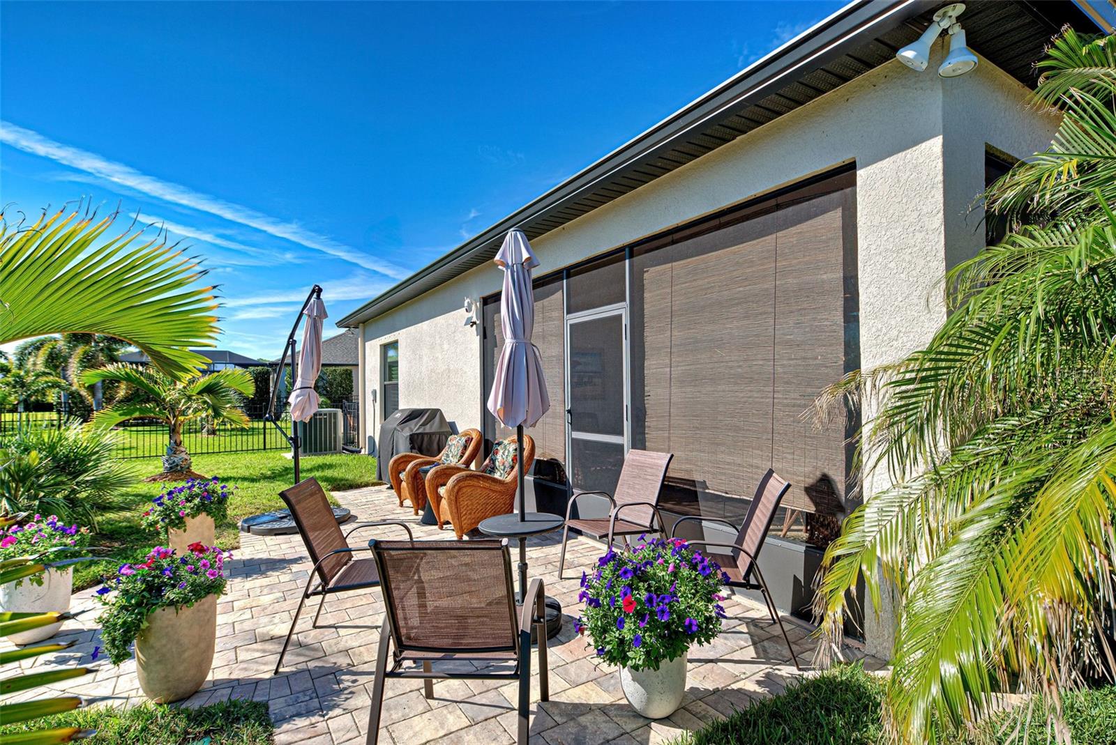 Image 52 of 70 For 2108 La Palma Avenue