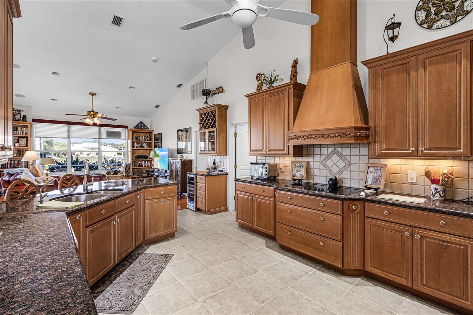 Image 11 of 50 For 400 Gun Cay Lane