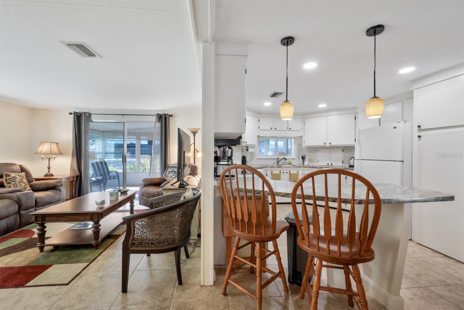 Image 16 of 96 For 2100 Kings Highway 857