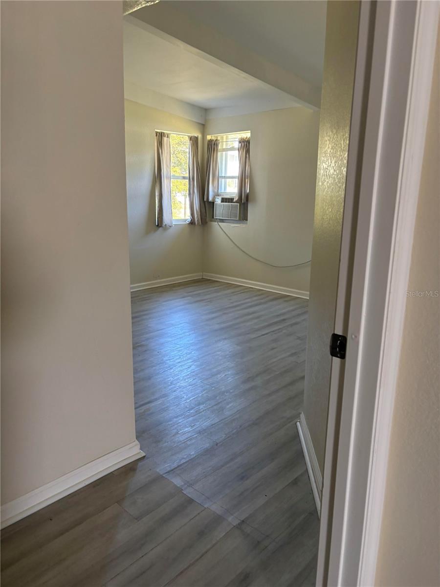 Image 5 of 5 For 503 Myrtle Street