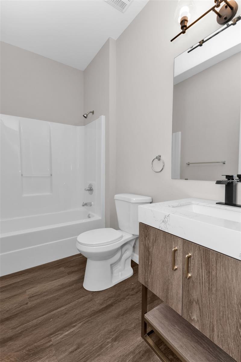 Image 12 of 42 For 12711 Pembroke Circle S