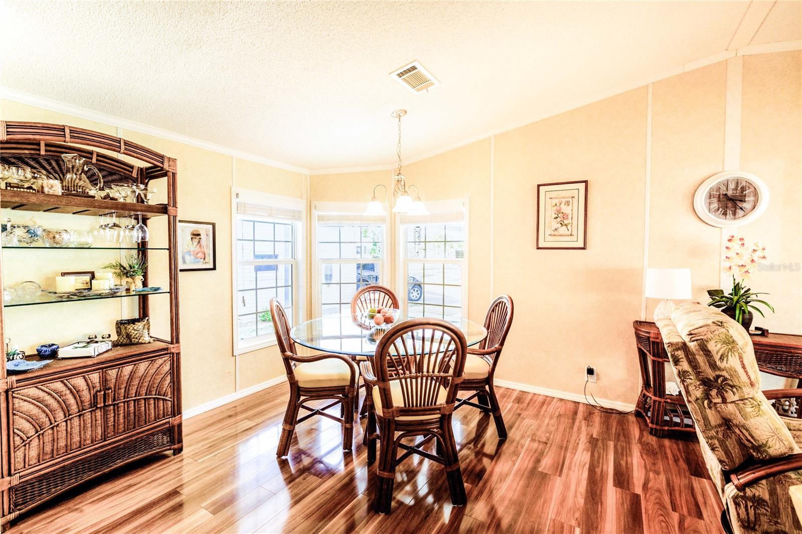 Image 10 of 75 For 2100 Kings Highway 1006