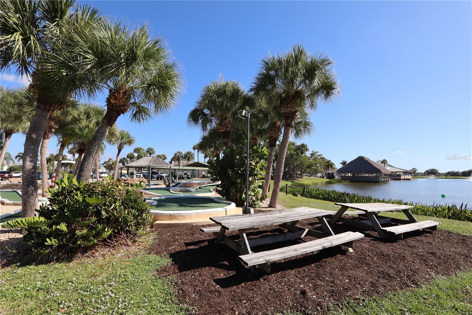 Image 67 of 75 For 2100 Kings Highway 1006