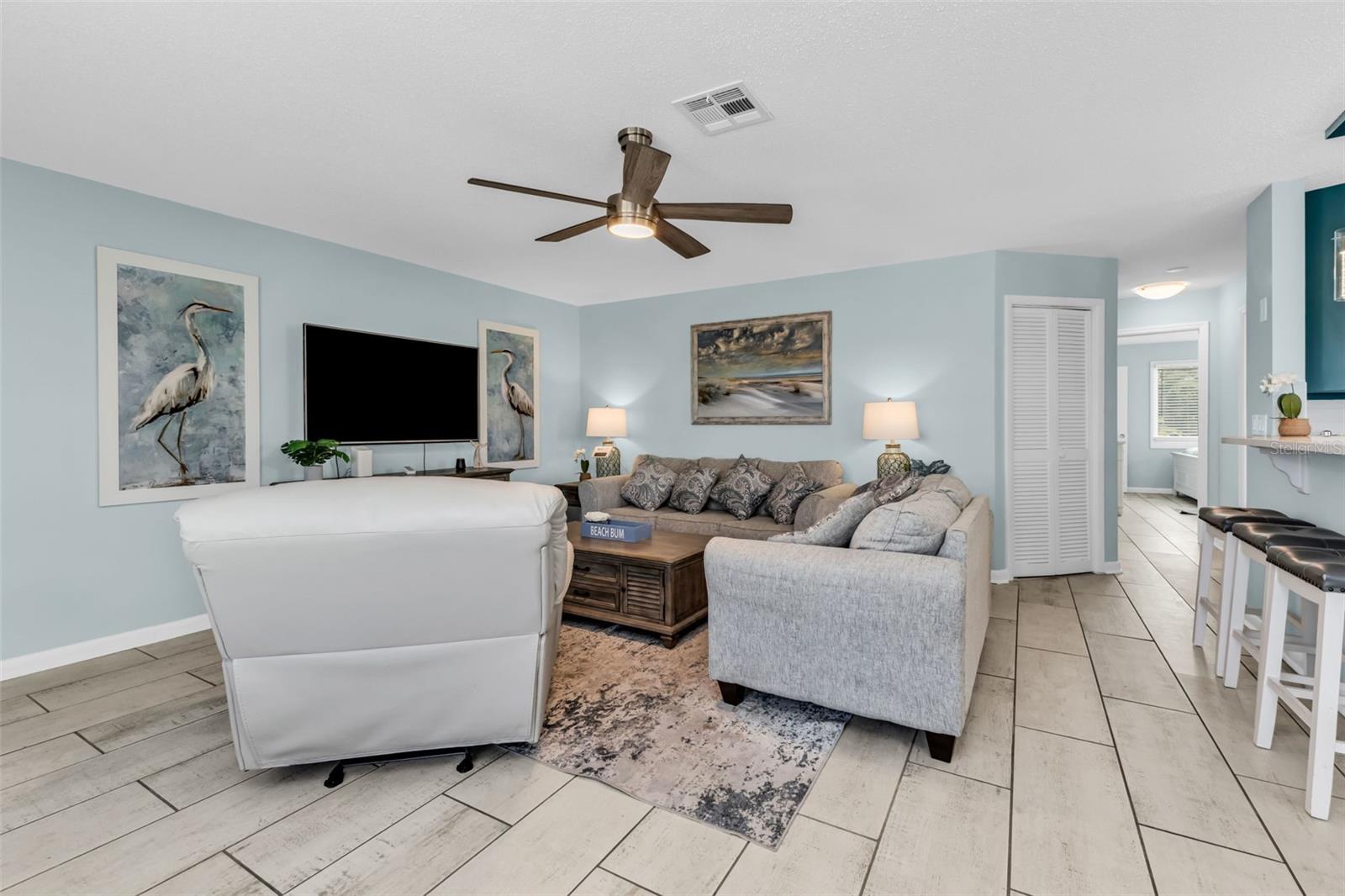 Image 14 of 86 For 312 Bayshore Road