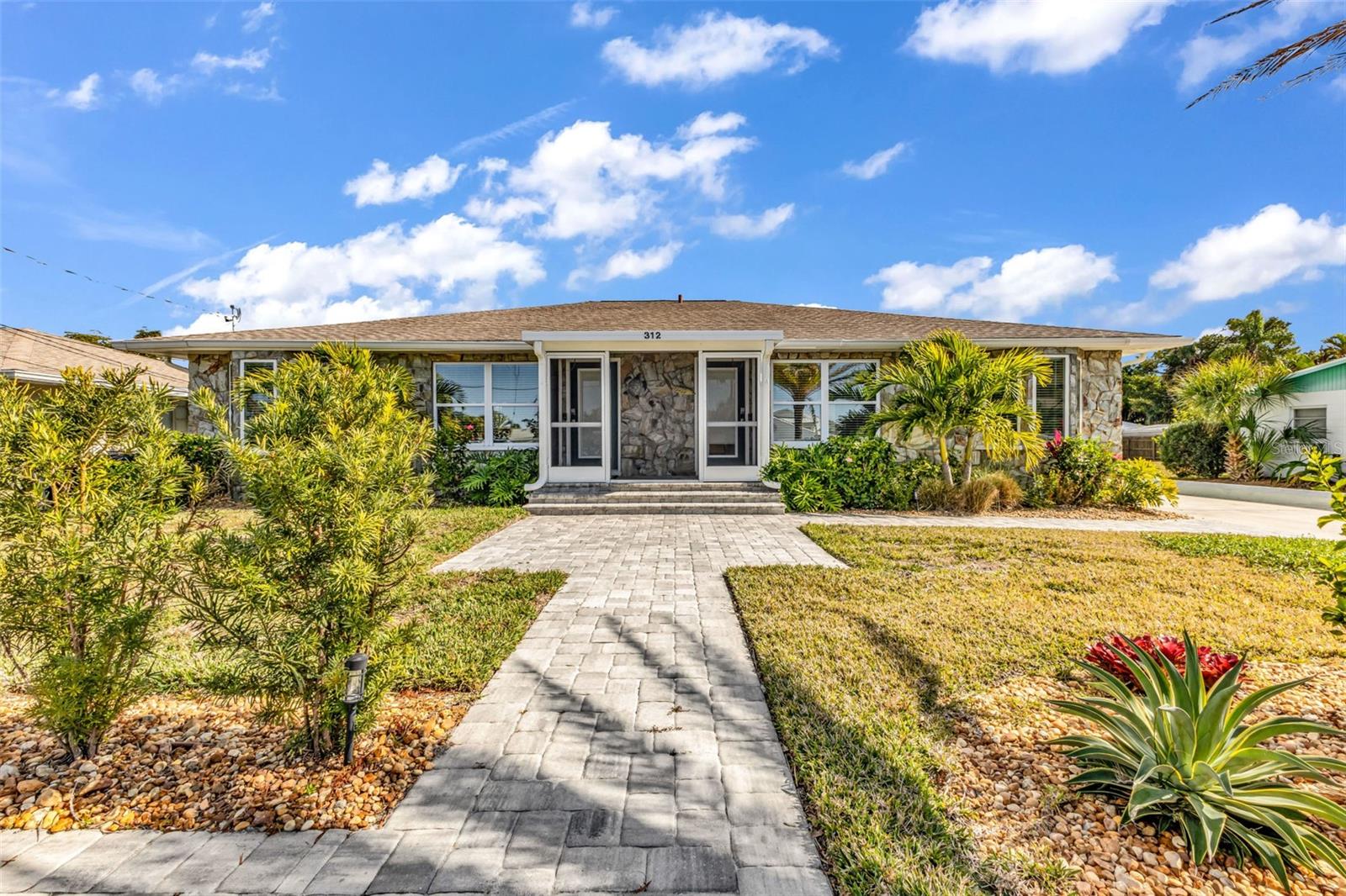 Image 2 of 86 For 312 Bayshore Road