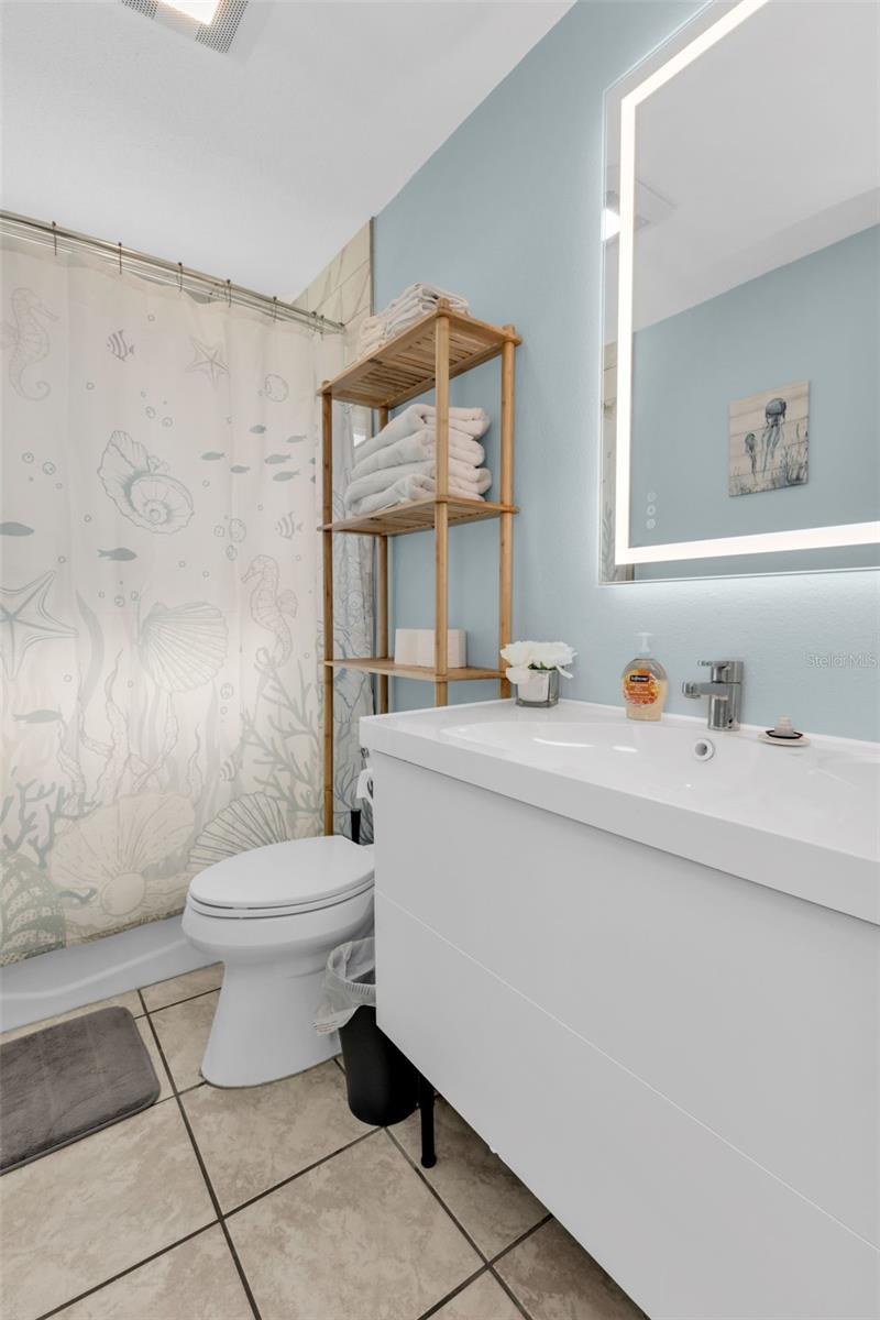 Image 24 of 86 For 312 Bayshore Road