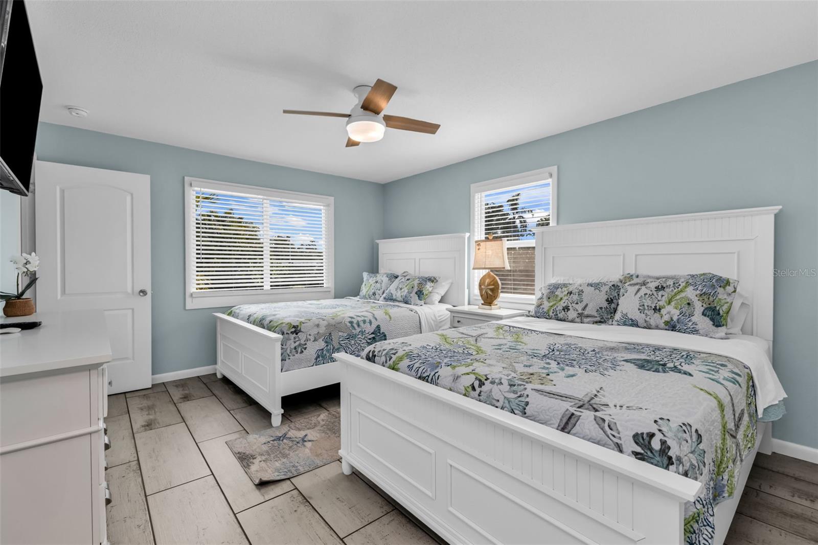 Image 26 of 86 For 312 Bayshore Road