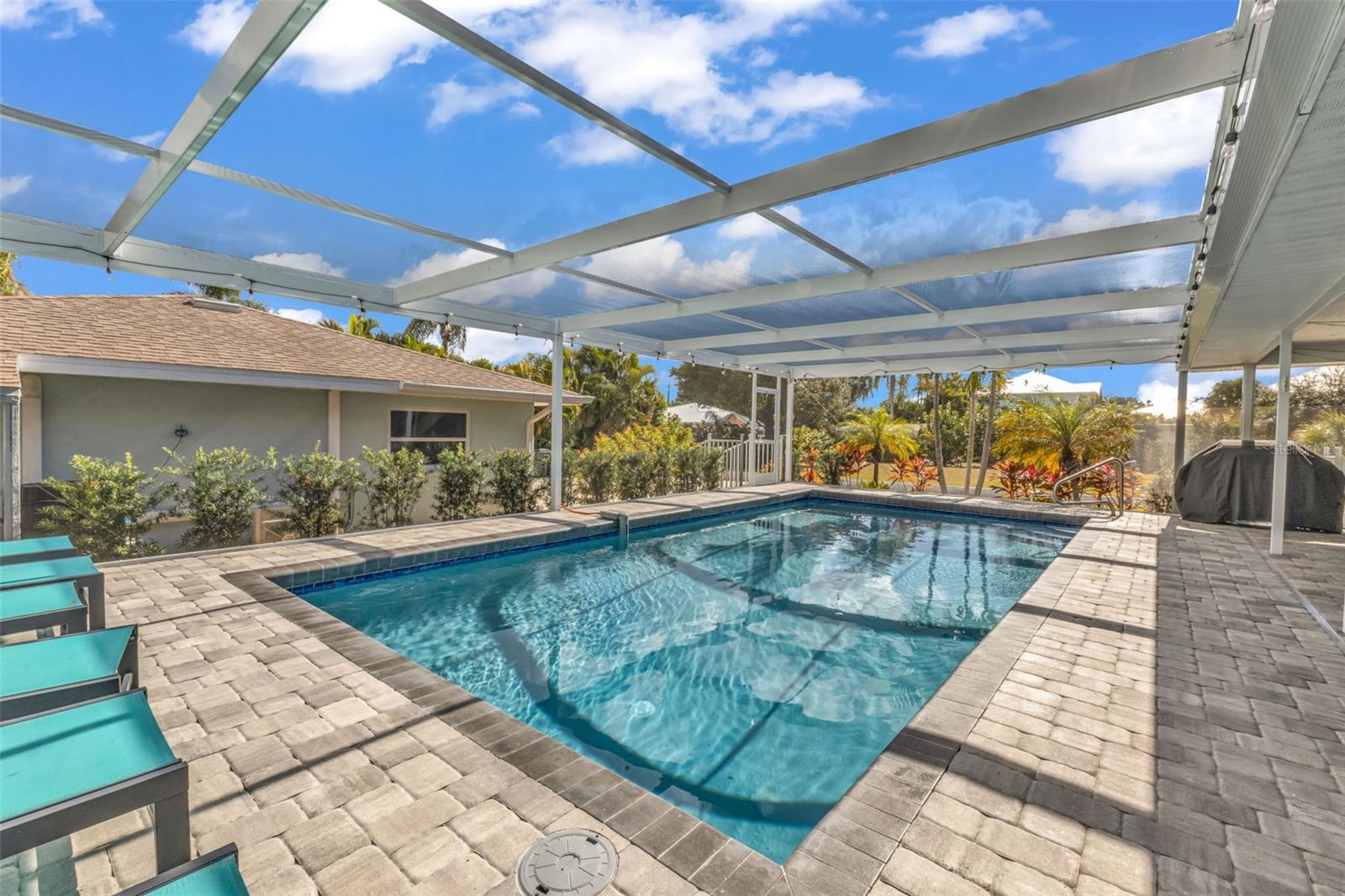 Image 41 of 86 For 312 Bayshore Road