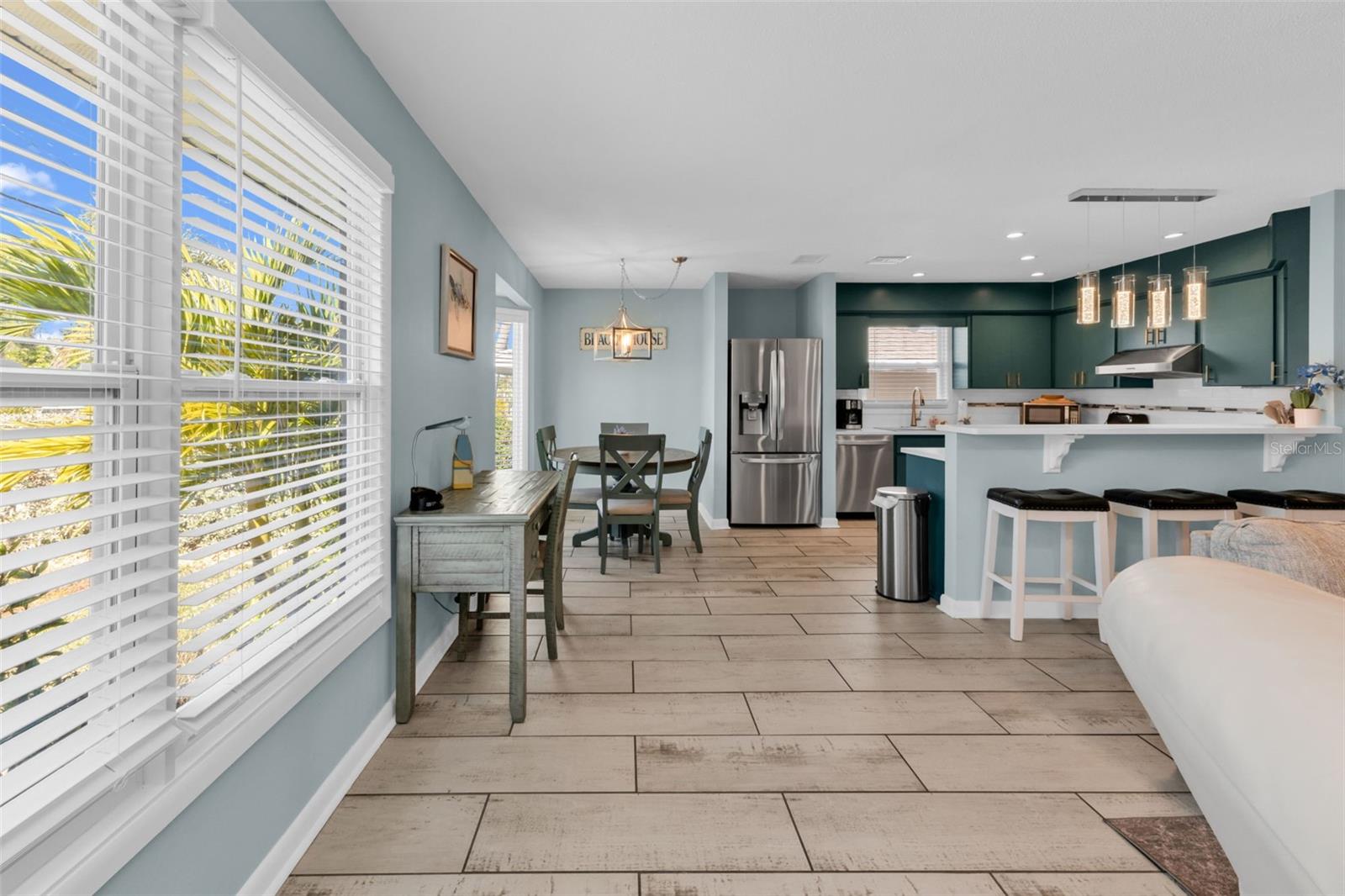 Image 43 of 86 For 312 Bayshore Road