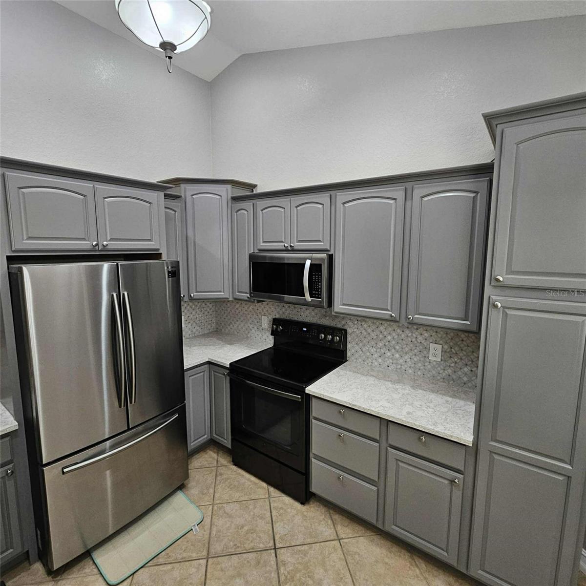 Image 15 of 47 For 7418 Tulip Tree