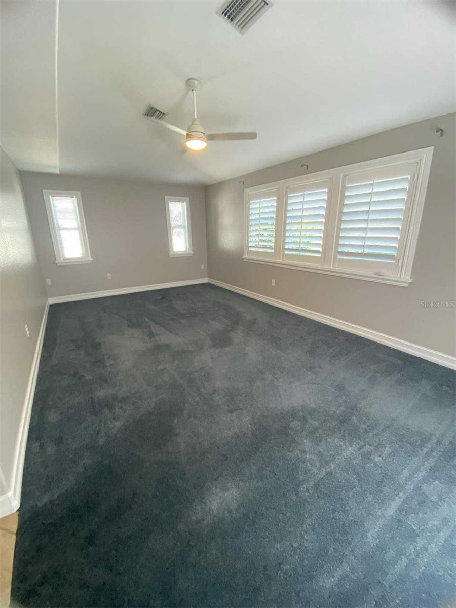 Image 19 of 47 For 7418 Tulip Tree