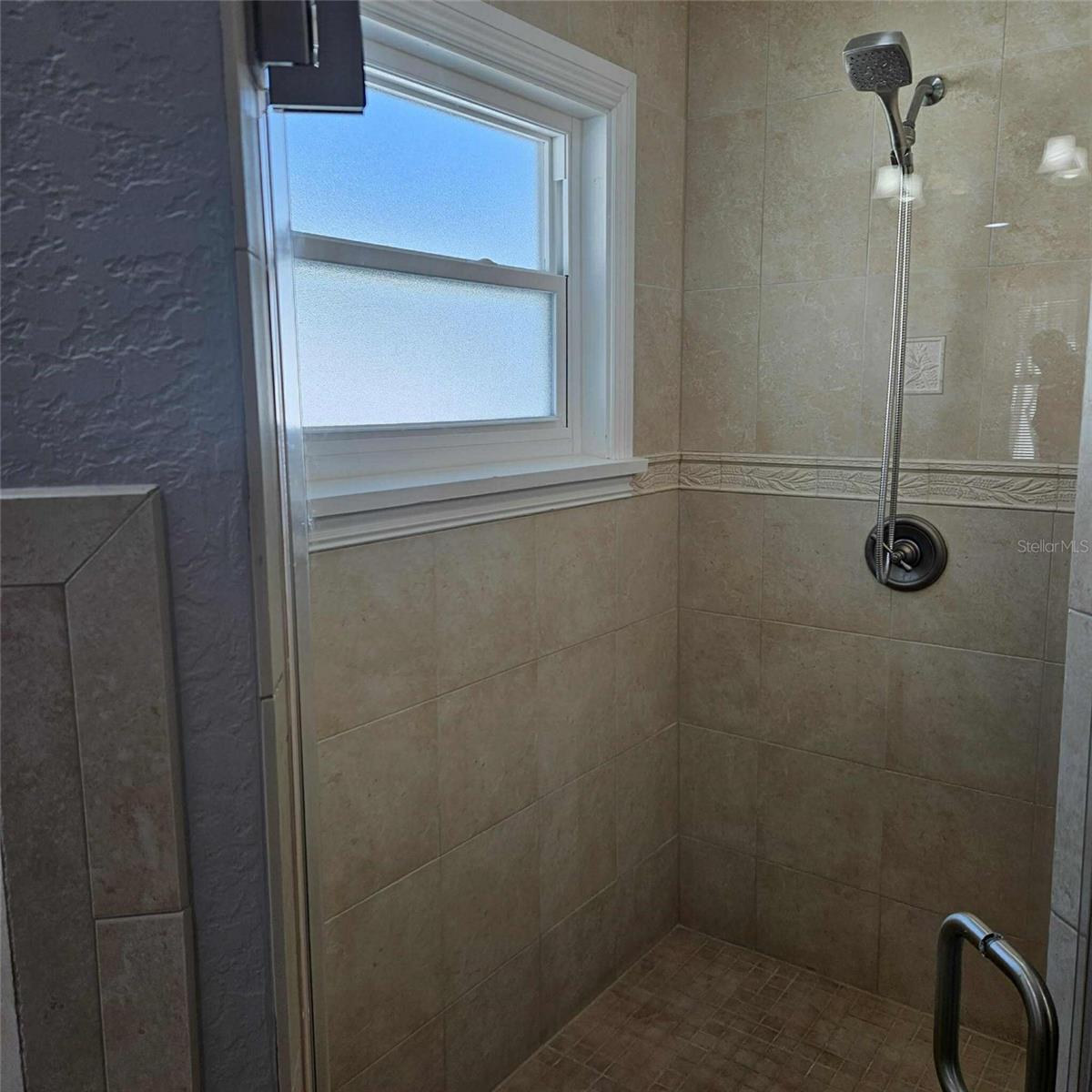 Image 27 of 47 For 7418 Tulip Tree