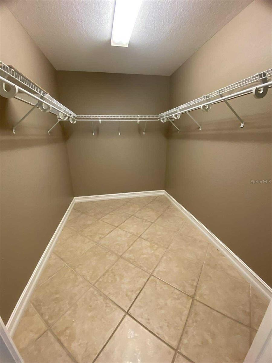 Image 28 of 47 For 7418 Tulip Tree