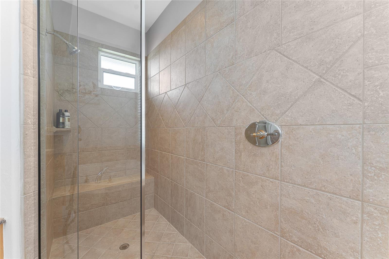 Image 34 of 70 For 3318 Nevis Court