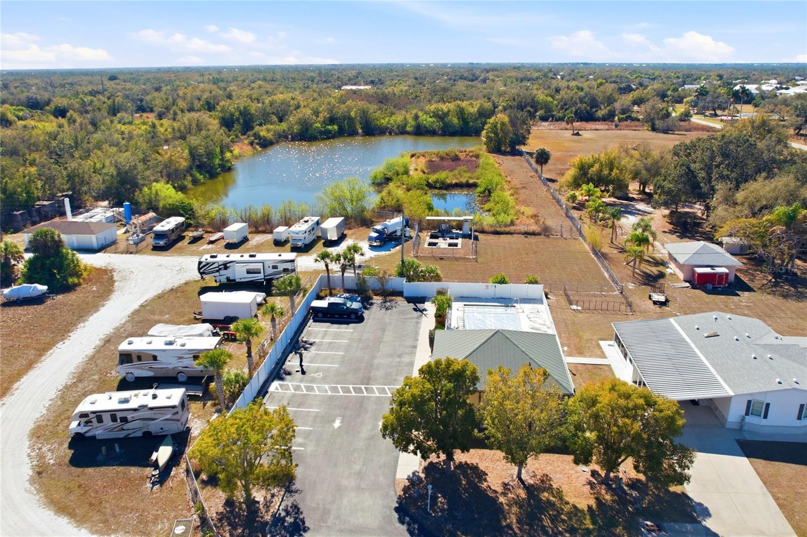 Image 33 of 37 For 1614 Ibis Court