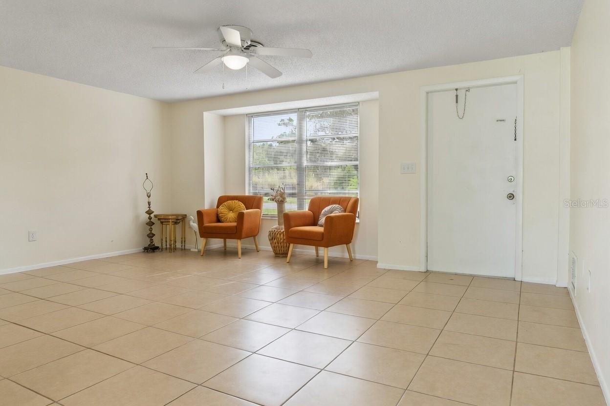 Image 9 of 36 For 340 Periwinkle Road