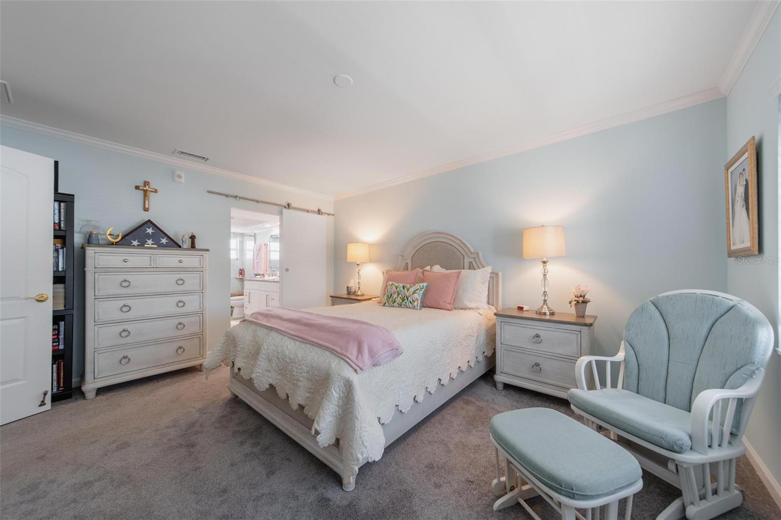 Image 16 of 39 For 5020 Brittany Drive S 324