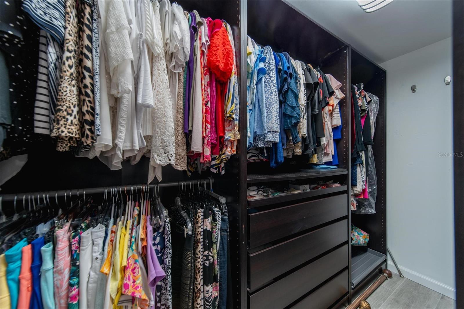 Image 22 of 39 For 5020 Brittany Drive S 324