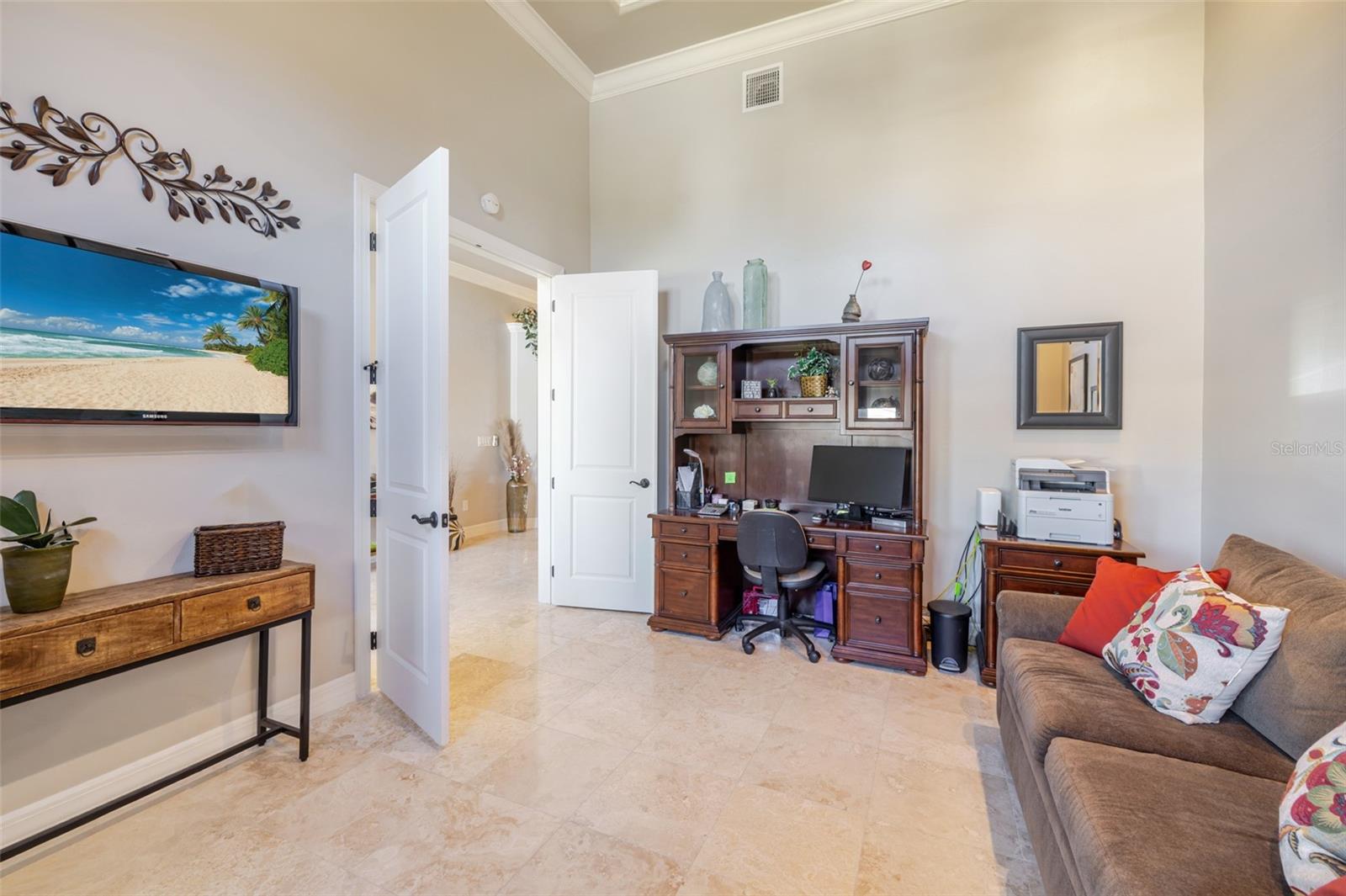 Image 15 of 43 For 1504 Mohawk Parkway