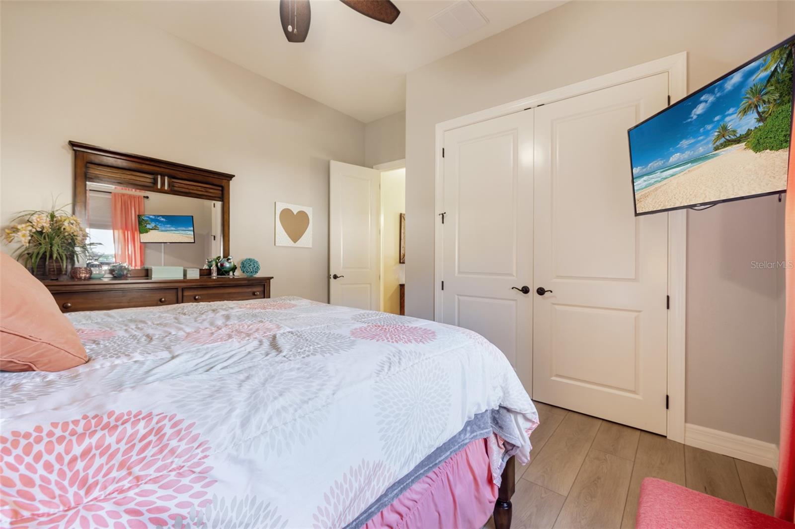 Image 26 of 43 For 1504 Mohawk Parkway