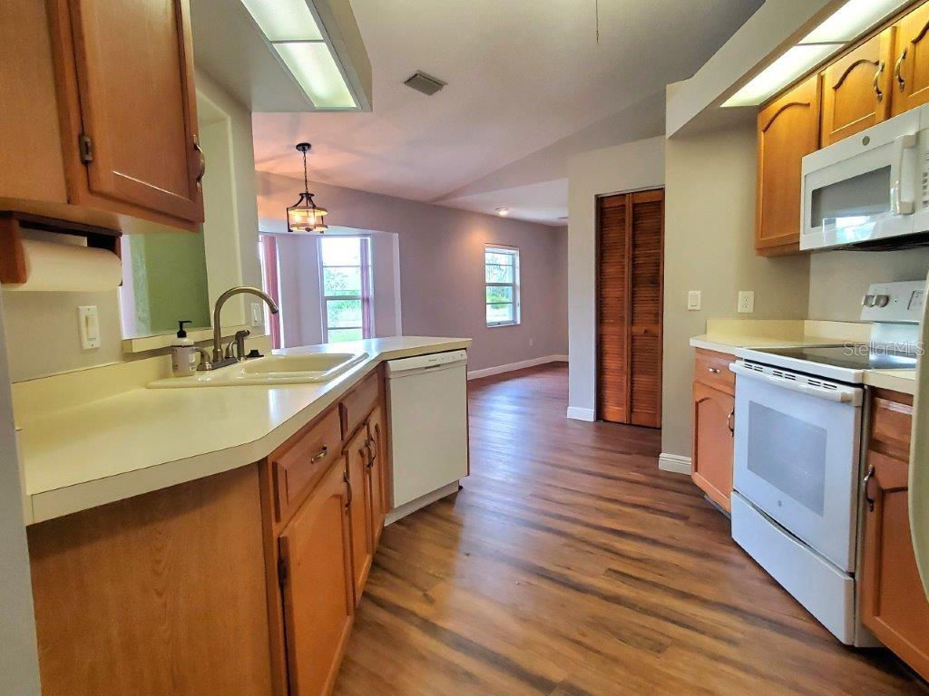 Image 4 of 35 For 26014 Ocelot Lane