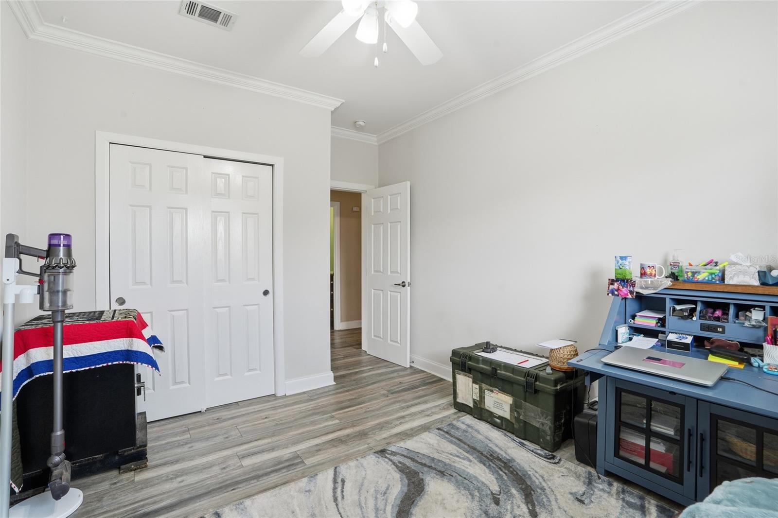 Image 22 of 41 For 8461 Kinglet Drive