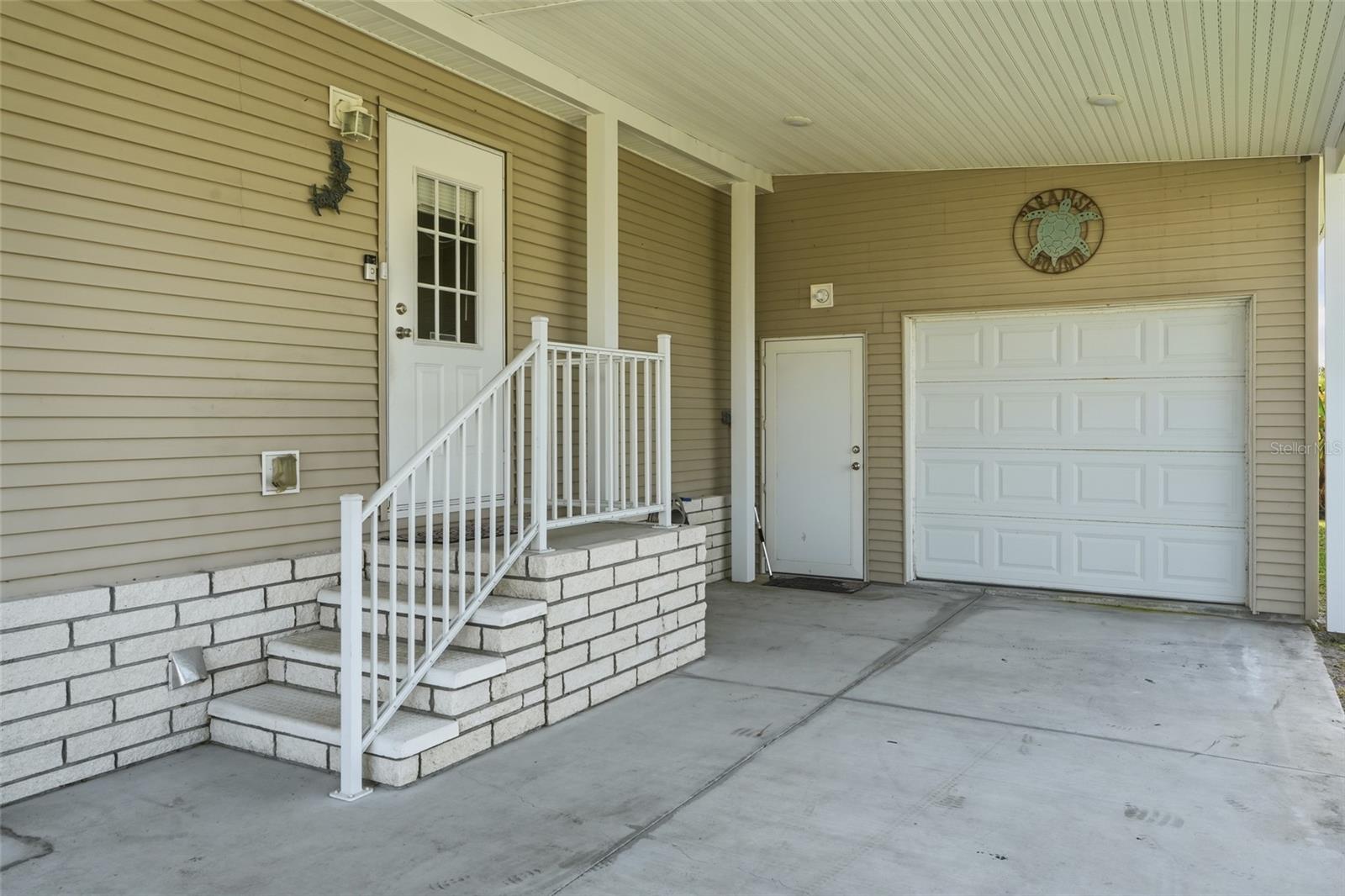 Image 34 of 41 For 8461 Kinglet Drive