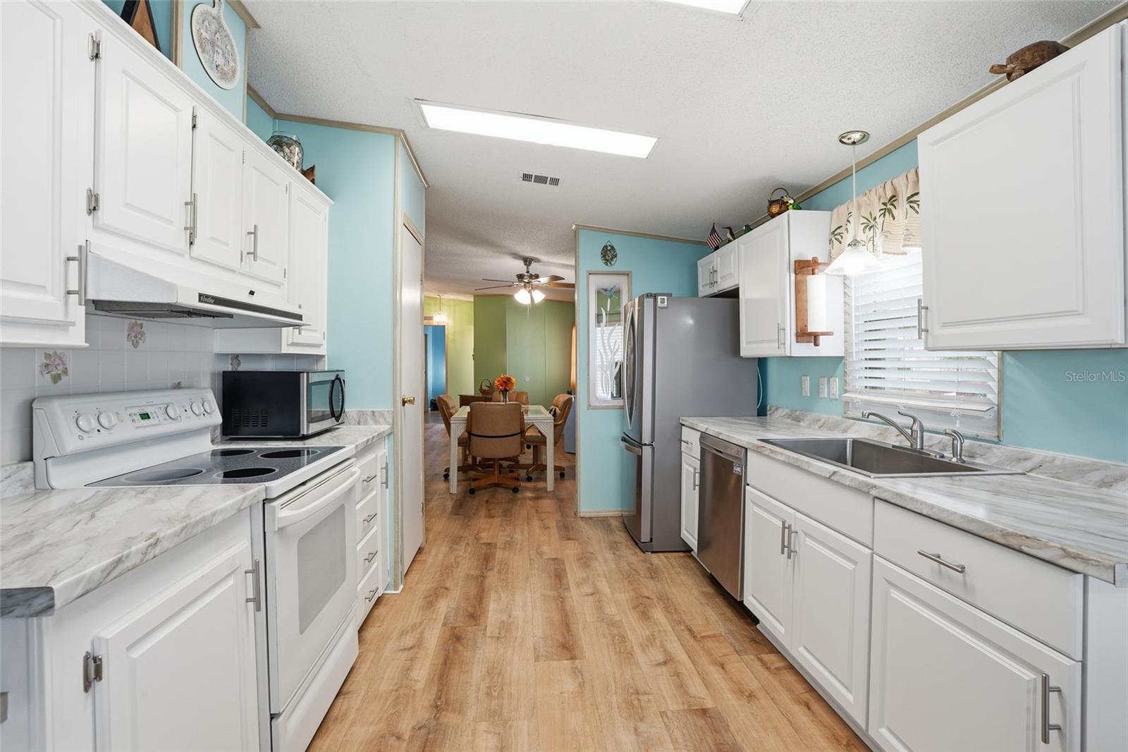 Image 11 of 43 For 6041 Toucan Drive