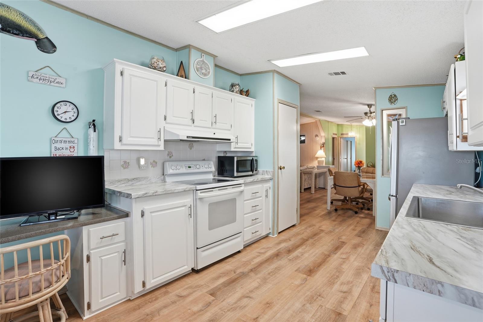 Image 12 of 43 For 6041 Toucan Drive