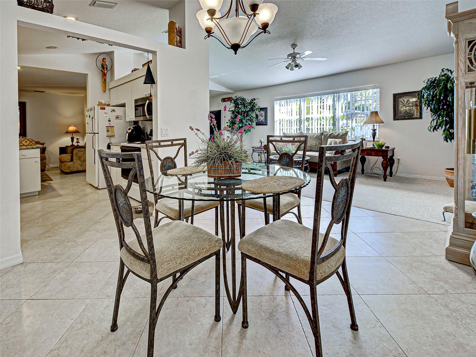 Image 14 of 59 For 1045 Clearview Drive