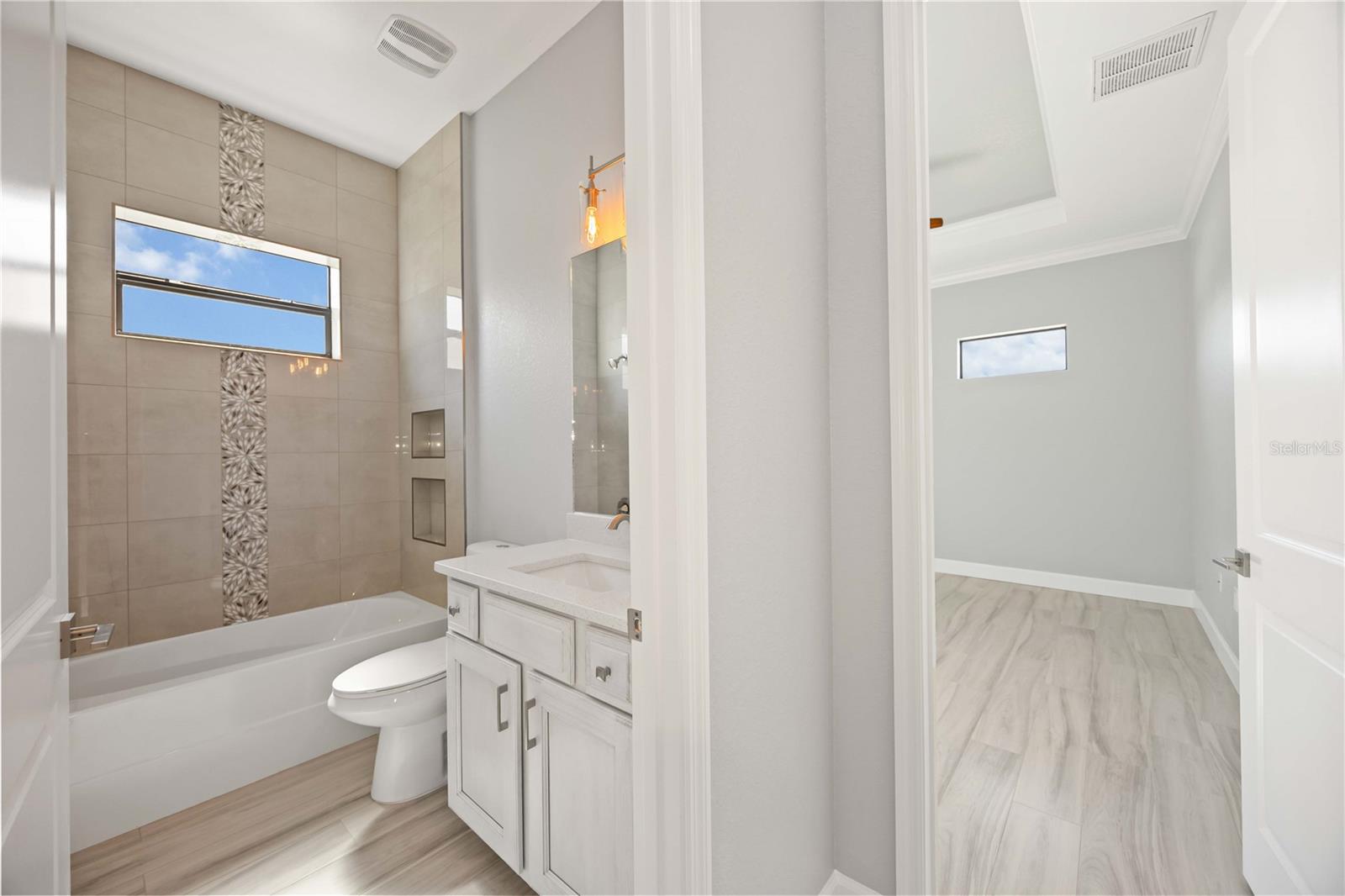 Image 32 of 55 For 4436 Vasco Street