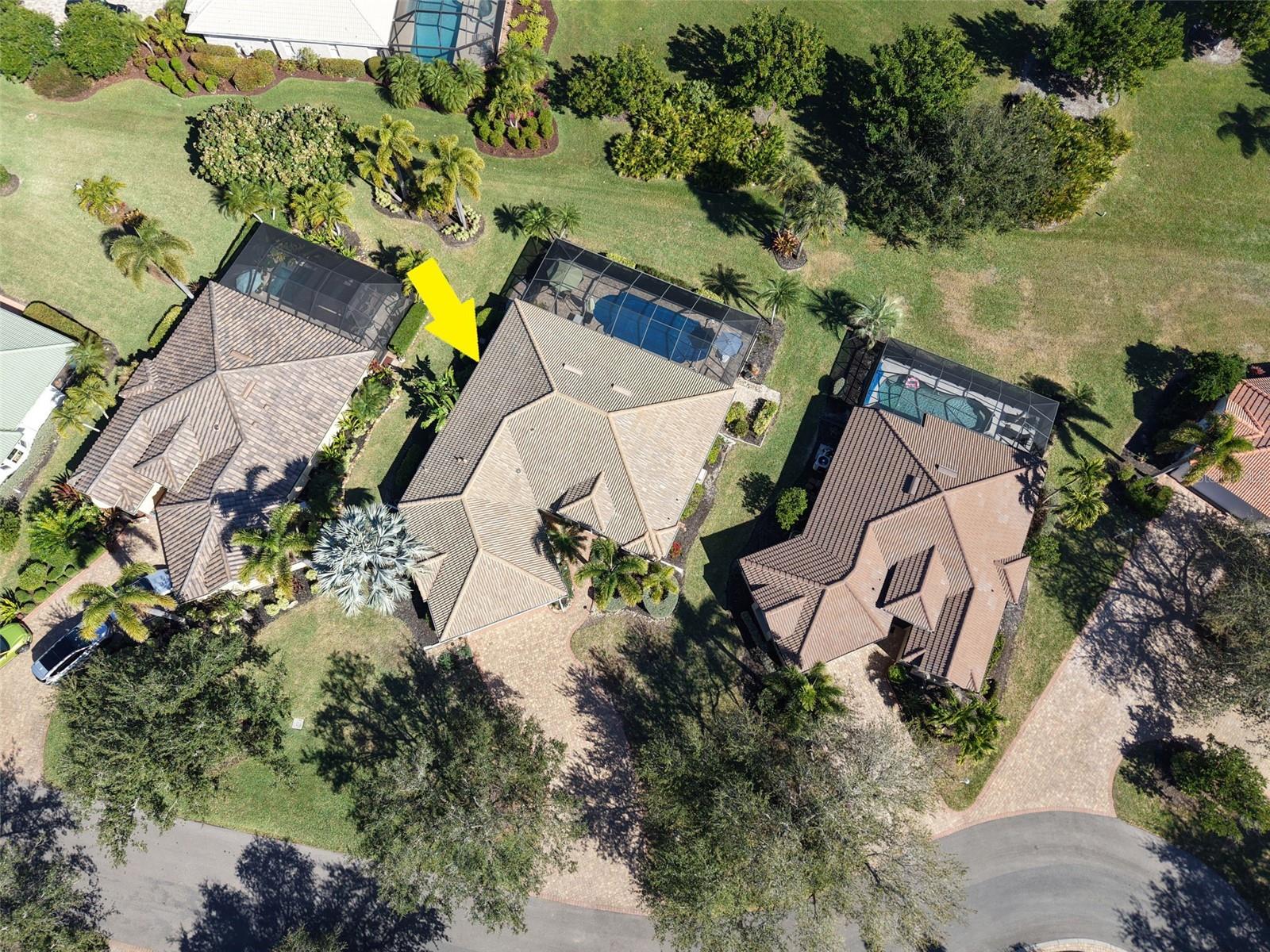 Image 40 of 50 For 4115 Cape Cole Boulevard