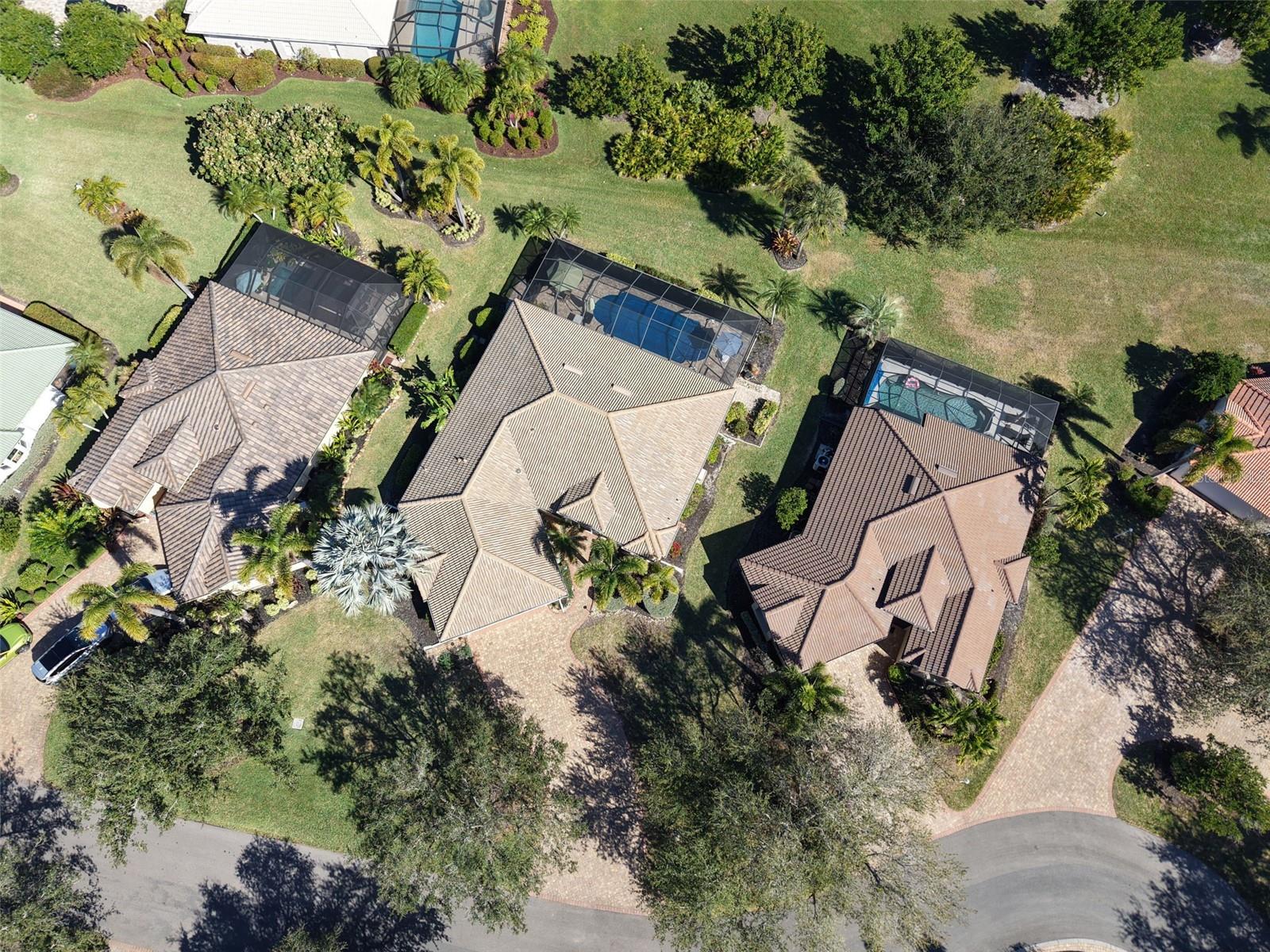 Image 41 of 50 For 4115 Cape Cole Boulevard