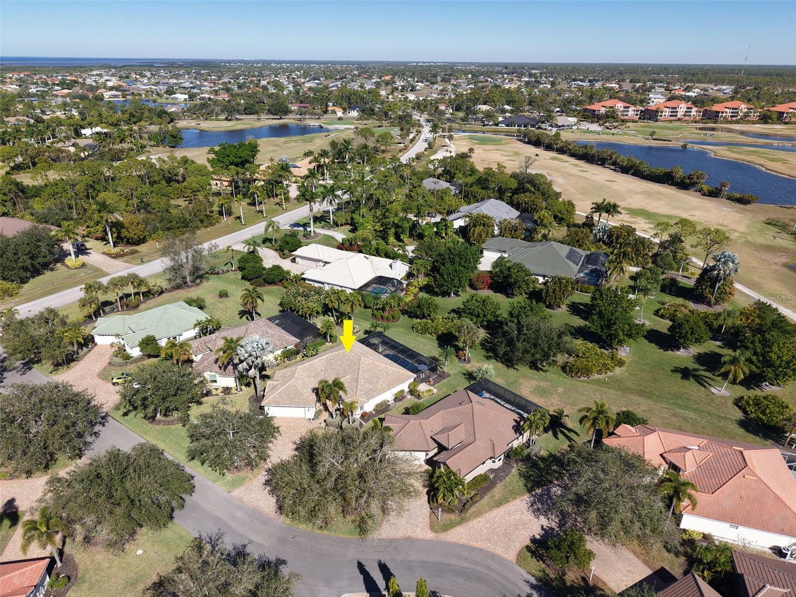 Image 46 of 50 For 4115 Cape Cole Boulevard