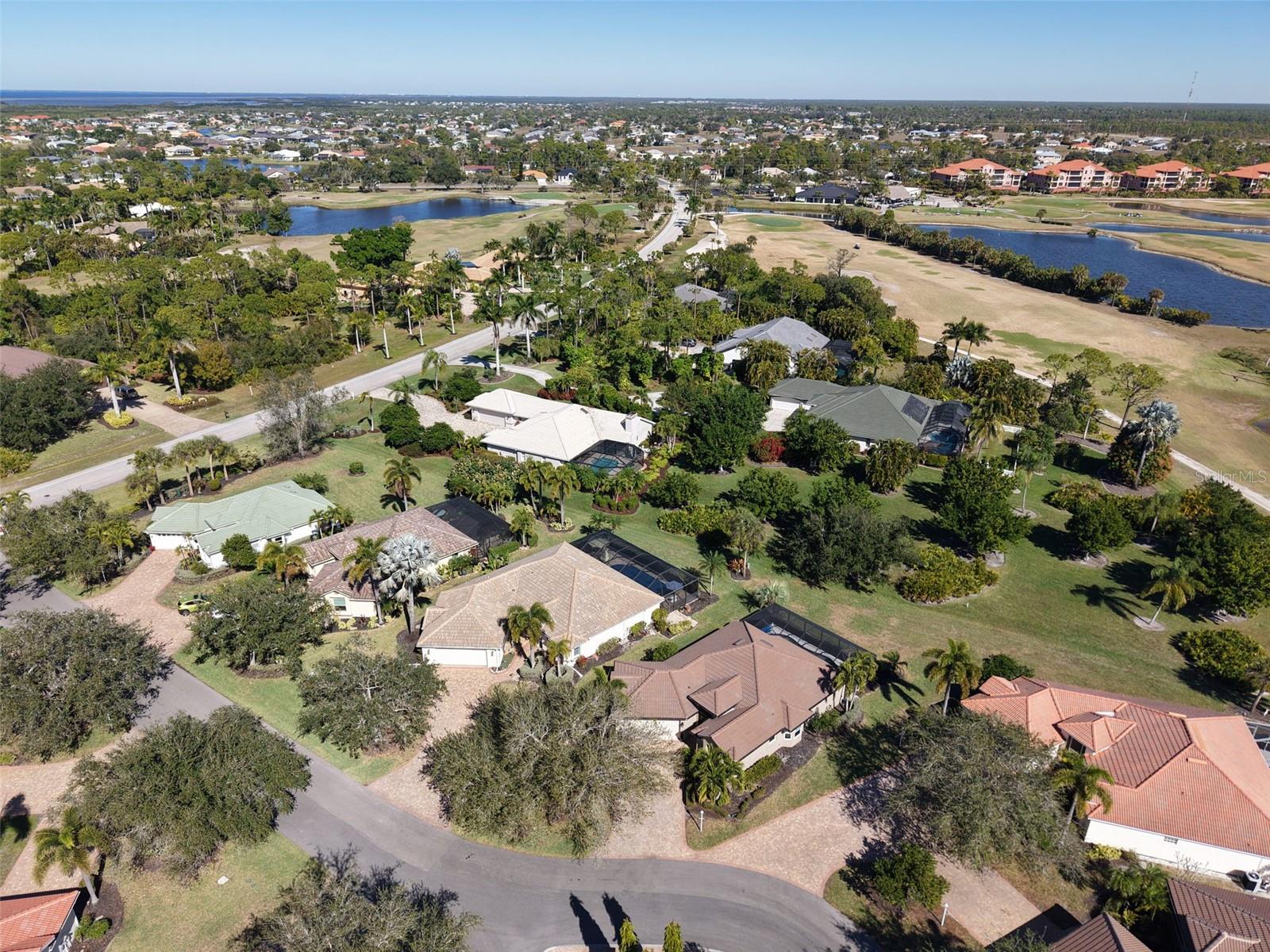 Image 47 of 50 For 4115 Cape Cole Boulevard