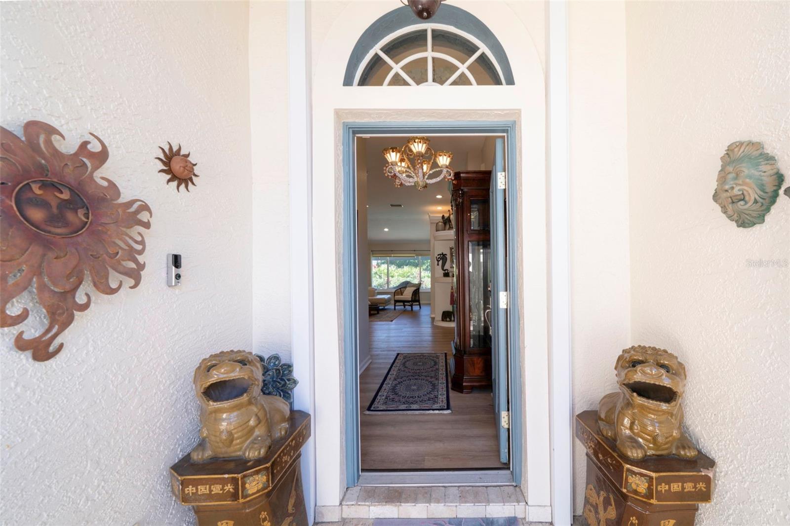 Image 5 of 50 For 4115 Cape Cole Boulevard