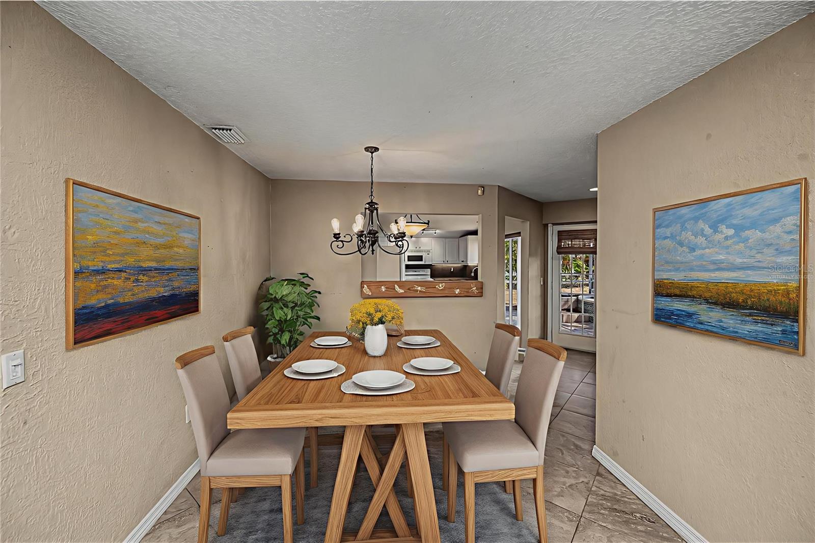 Image 20 of 81 For 209 Springview Circle Nw