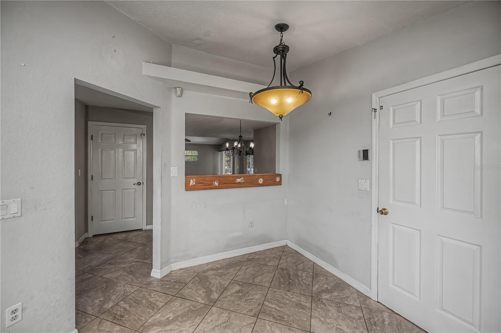 Image 28 of 81 For 209 Springview Circle Nw