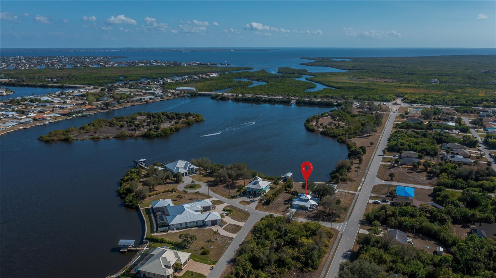 Image 3 of 81 For 209 Springview Circle Nw