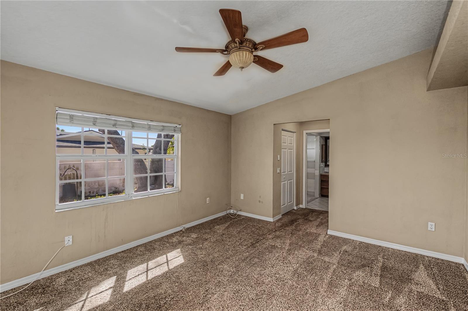 Image 32 of 81 For 209 Springview Circle Nw