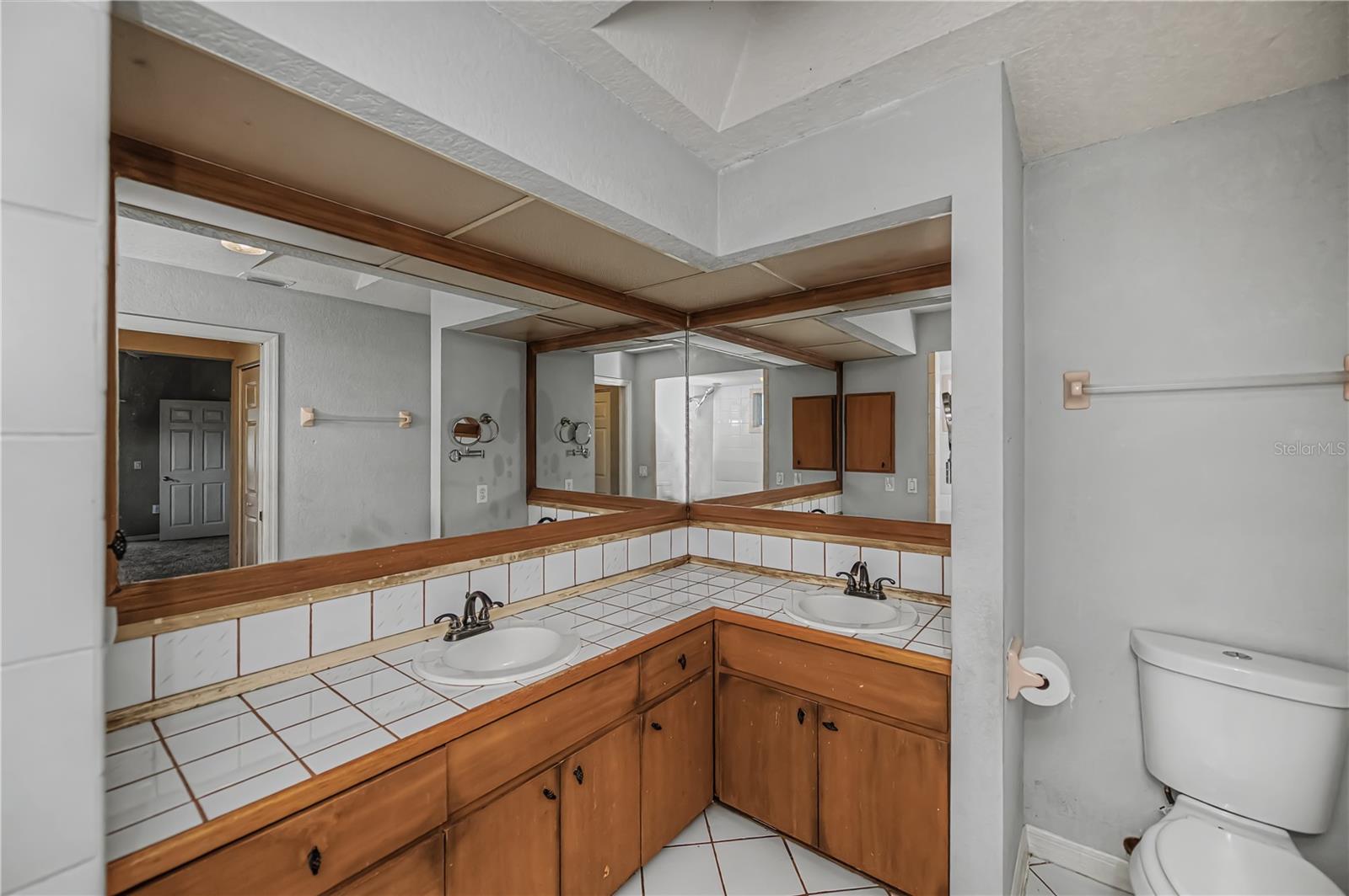 Image 35 of 81 For 209 Springview Circle Nw