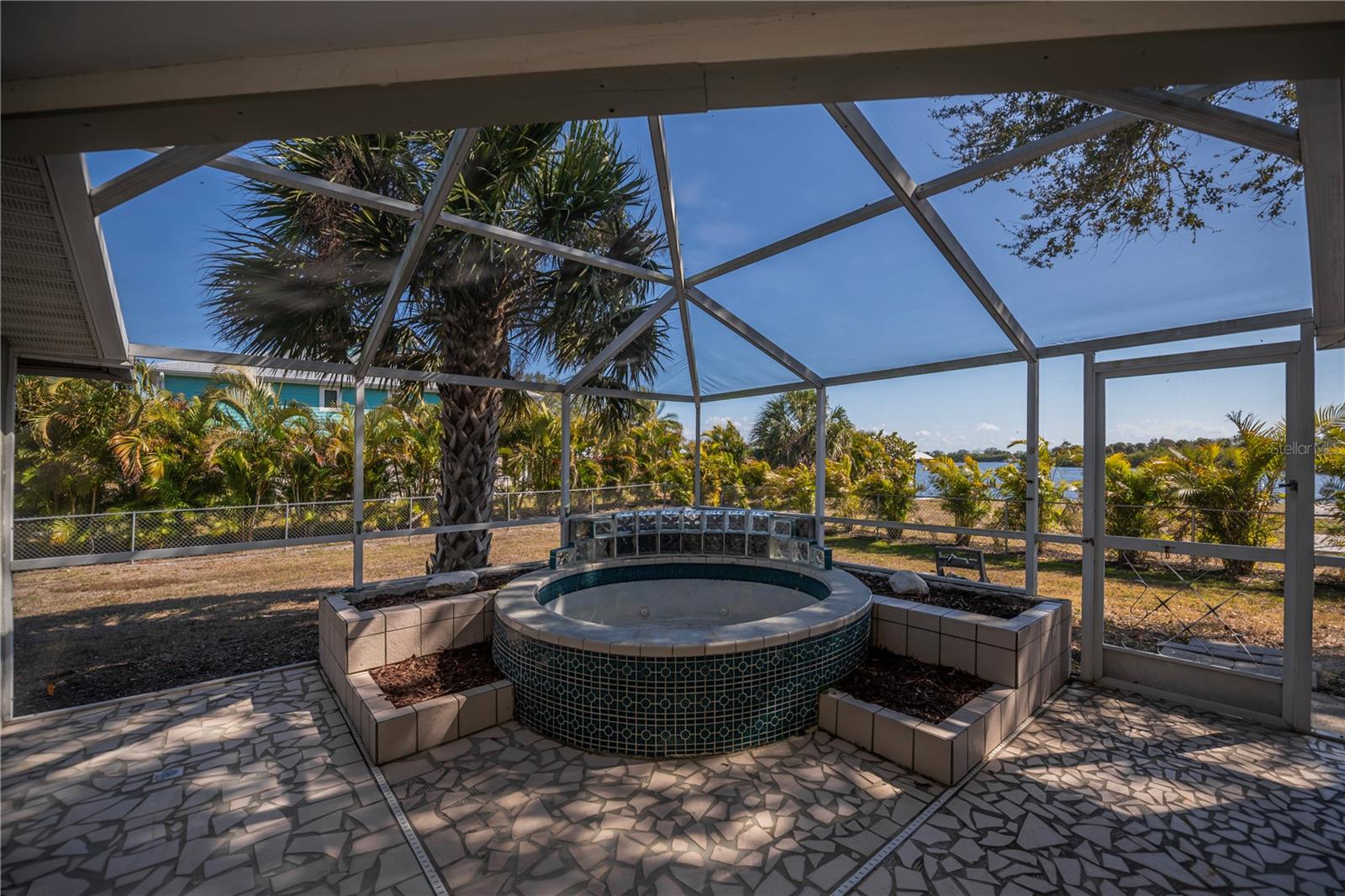 Image 57 of 81 For 209 Springview Circle Nw