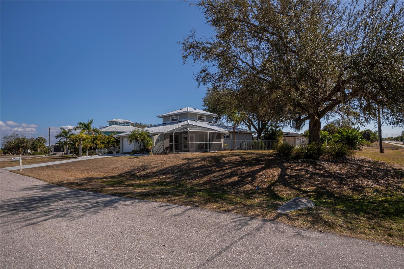 Image 9 of 81 For 209 Springview Circle Nw