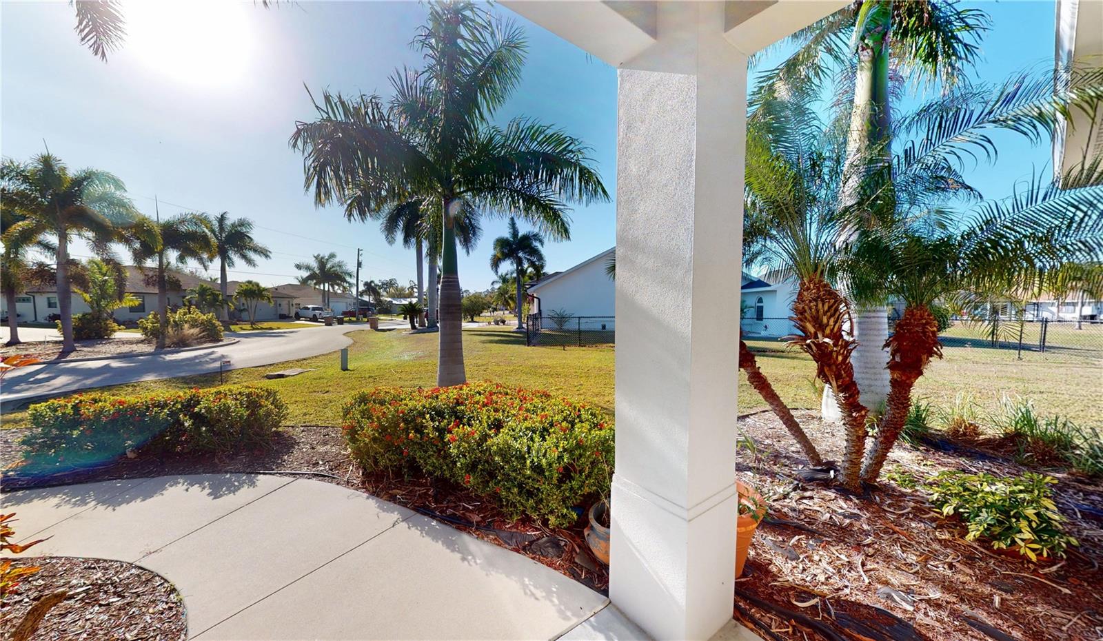 Image 2 of 33 For 7505 Carissa