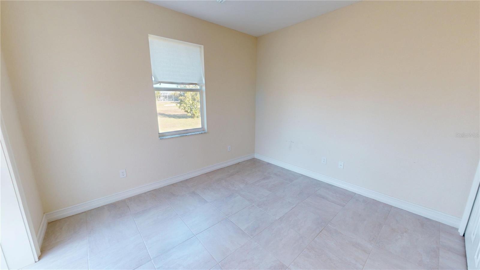 Image 20 of 33 For 7505 Carissa