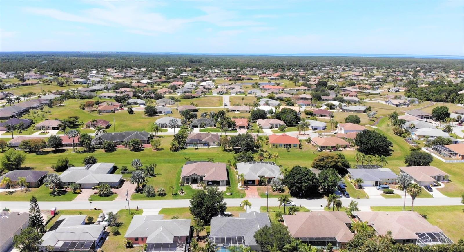 Image 32 of 33 For 7505 Carissa