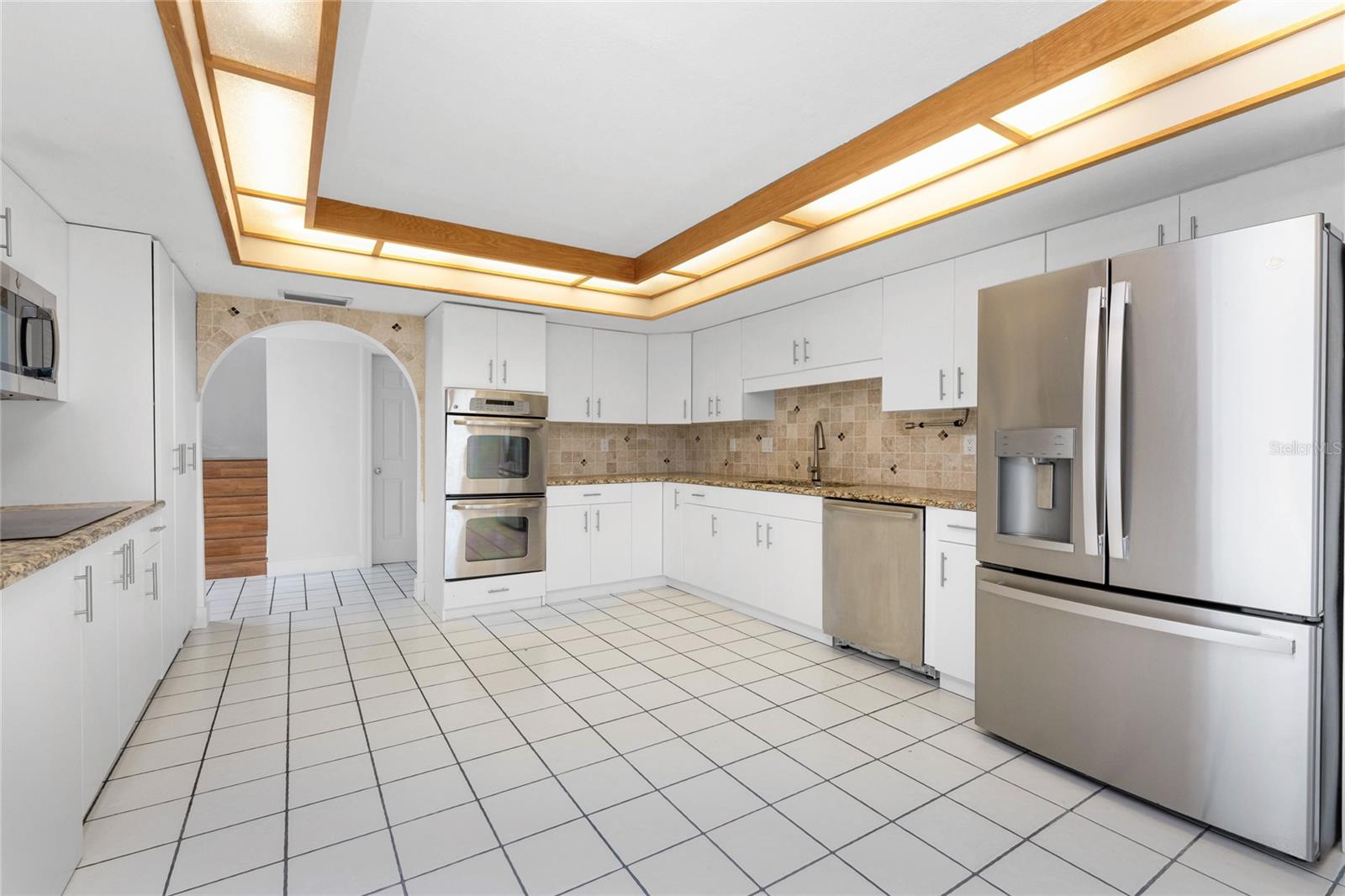 Image 25 of 92 For 341 Severin Road Se