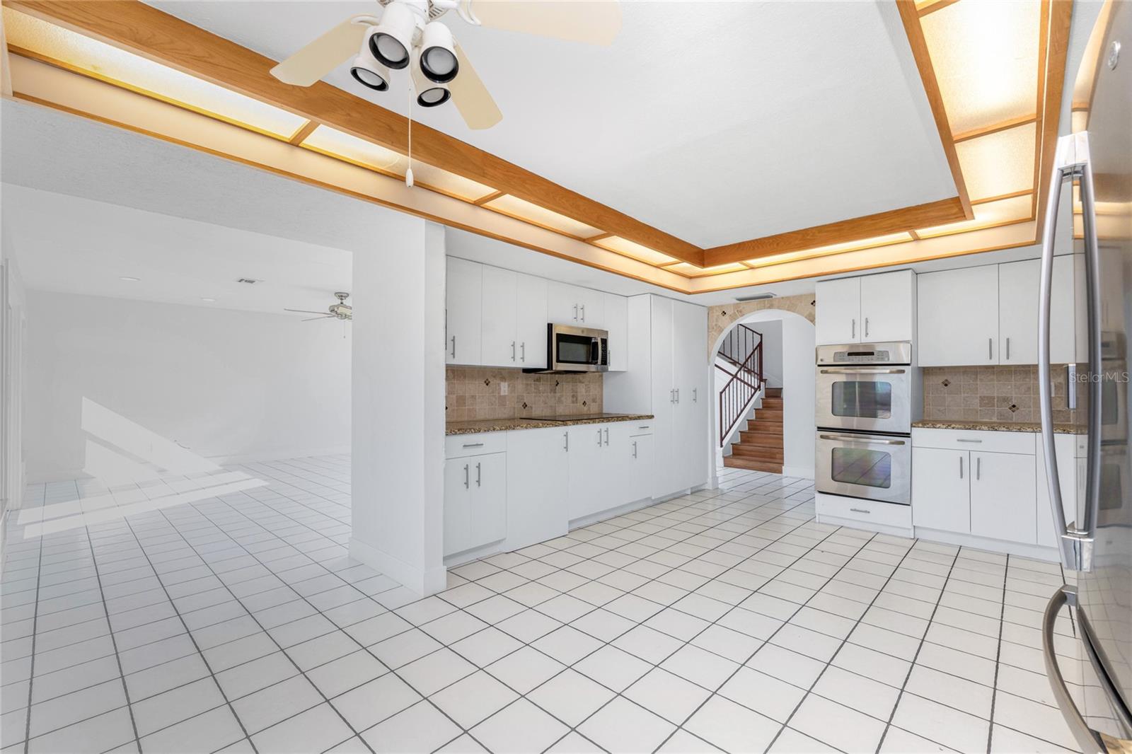 Image 28 of 92 For 341 Severin Road Se