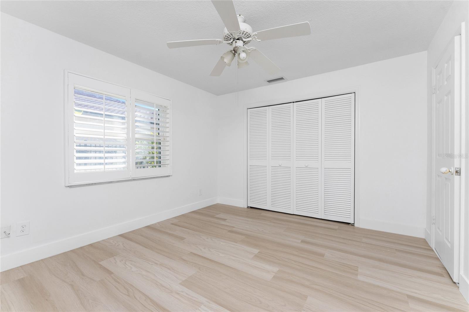 Image 35 of 92 For 341 Severin Road Se